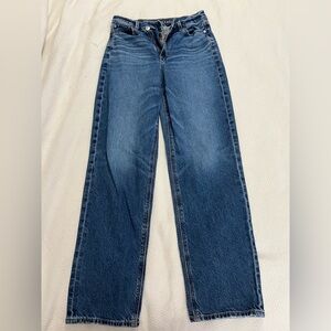 American Eagle Strigid Super High Rise Baggy Straight